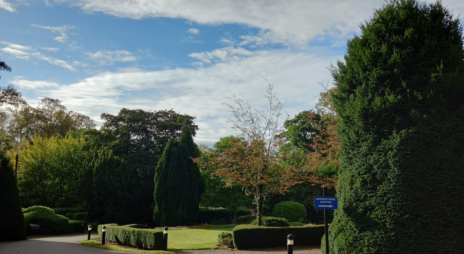 A picture of Sherwood house gardens
